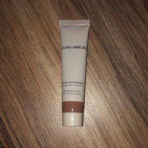 NEW Laura Mercier Tinted Moisturizer Foundation
